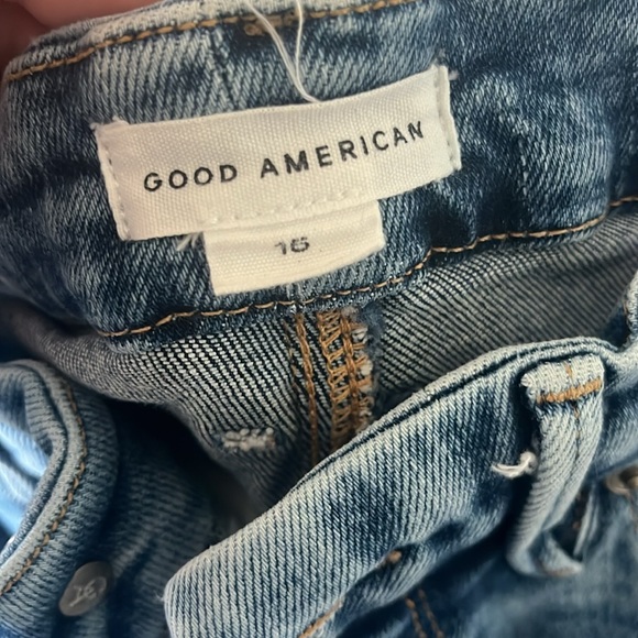 Good American, Good legs Skinny light Compression Jeans - Picture 8 of 9
